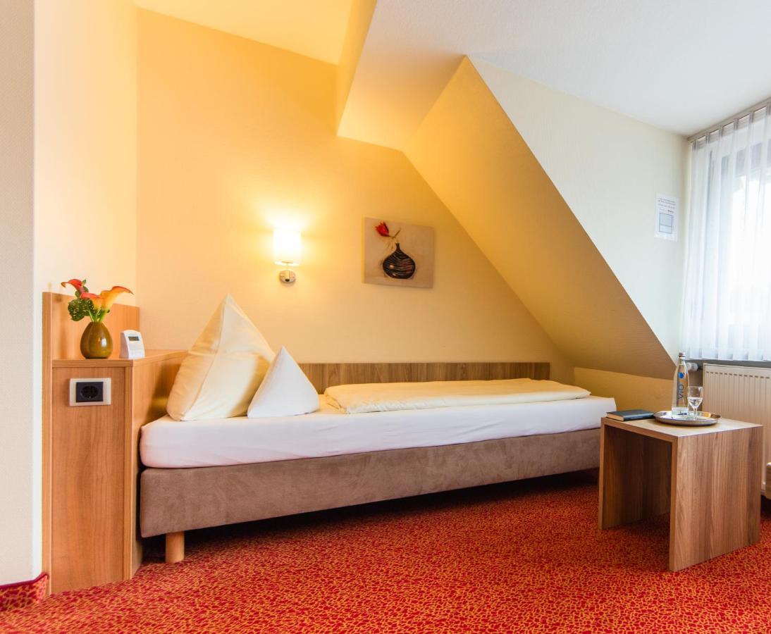 Ambient Hotel Am Europakanal Fuerth Exterior photo