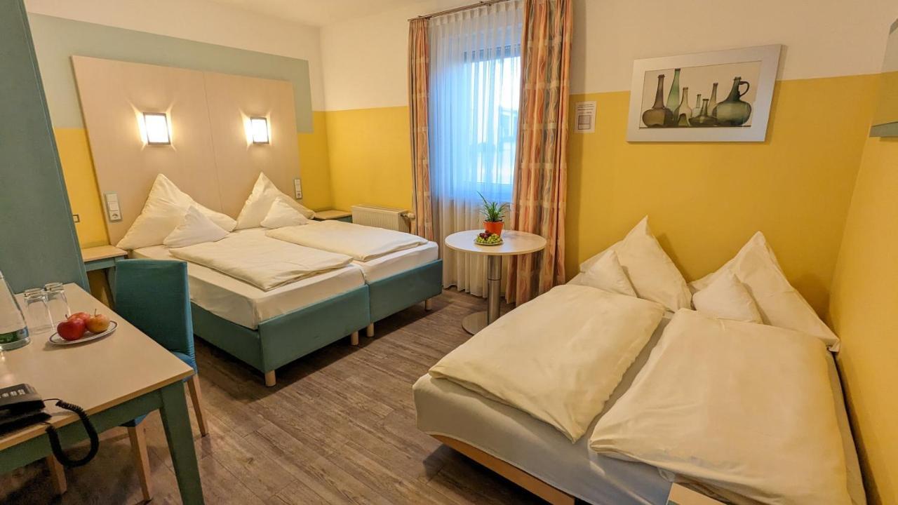 Ambient Hotel Am Europakanal Fuerth Exterior photo
